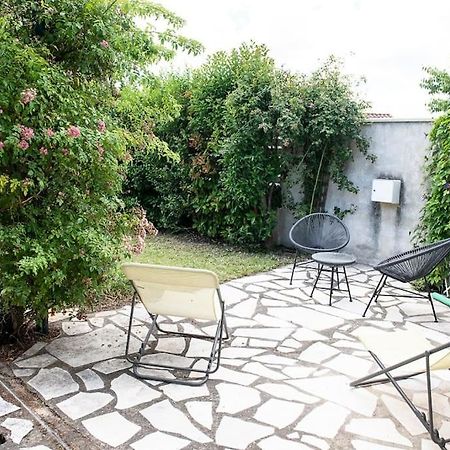 Petit Paradis . Pujaut Luaran gambar